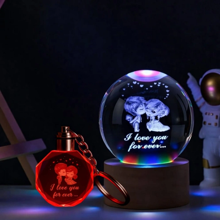 Sevgililer Temalı Işıklı Cam Küre Ve Işıklı Kristal Anahtarlık Hediye Seti
