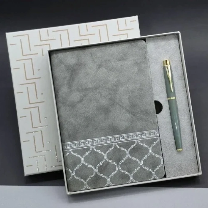 Şık Deri Defter Ve Kalem Seti 1 Adet Hediye Kutusu