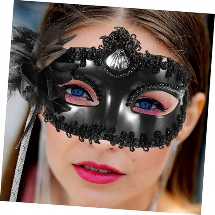 Black Glittery Handle Photo Shoot Mask