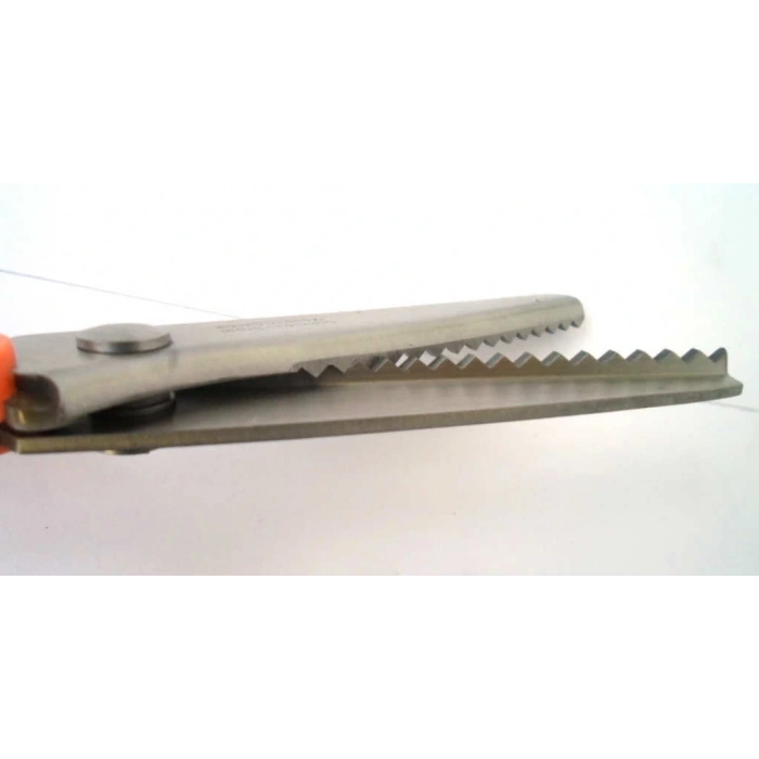 Taksun Serrated Zigzag Scissors (5365)