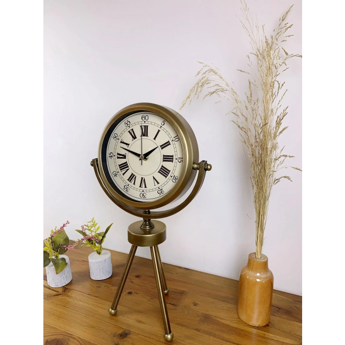 Zentime Eskitme Vintage Üç Ayaklı Masa Saati