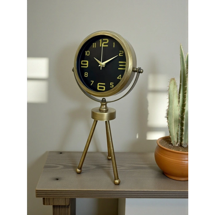 Zentime Eskitme Vintage Üç Ayaklı Masa Saati