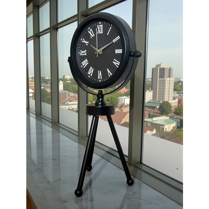 Zentime Siyah Zarif Üç Ayaklı Masa Saati