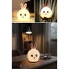 5 Farklı Renk Modlu Tavşan Figürlü Pofuduk LED Gece Lambası–Yumuşak Dokulu Çocuk Odası ve Dekoratif Şarjlı Ortam Işığı