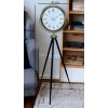 Gold Göz Alıcı Tripod Ayaklı Duvar Saati