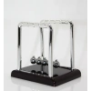 Newtons Cradle Balance Model 1