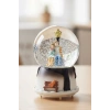 Pilli Işıklı Müzikli Kar Küresi–Kış Masalı Bankta Sevgili Figürlü Eğlenceli Masaüstü Biblo, LED Aydınlatmalı Dekoratif Hediyelik Kar Küresi