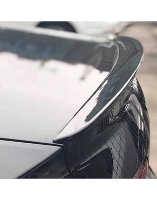 Audi A4 (2019+) Için Uyumlu S4 Spoiler - Piano Black (Parlak Siyah)