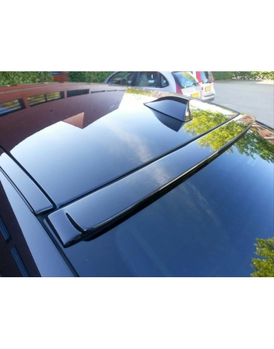BMW 5 Serisi F10 2010-2016 Cam Üstü Spoiler - Piano Black (Parlak Siyah)