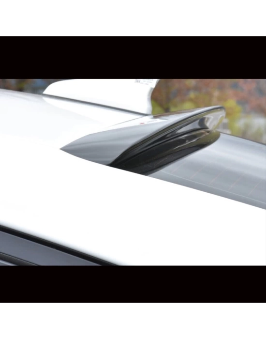 Hyundai Elantra 2021+ Cam Üstü Spoiler - Piano Black