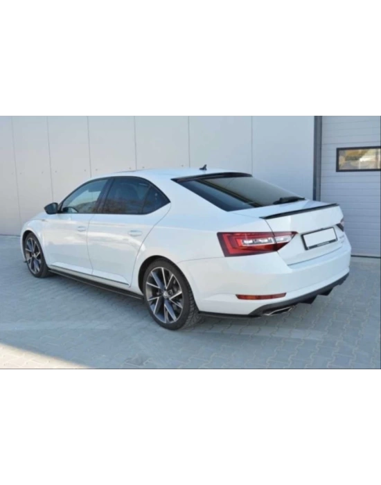 Skoda SuperB 2015-2023 Uyumlu Spoiler - Piano Black