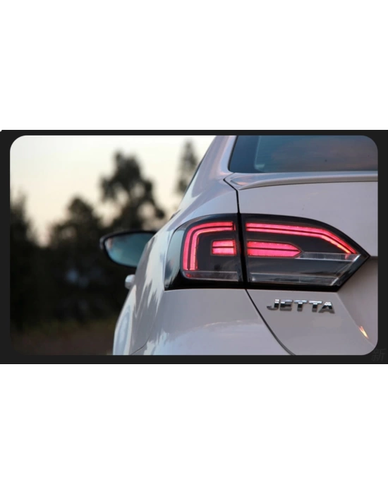 Volkswagen Jetta 2012-2015 Uyumlu LED Stop - Smoke