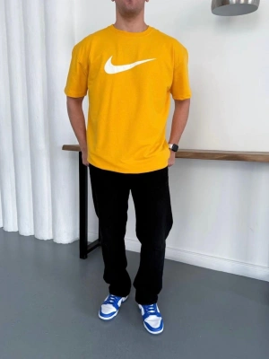 NKE AIR BASKI DETAY OVERSİZE TSHIRT -SARI