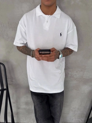 POLO YAKA OVERSİZE TSHİRT -BEYAZ
