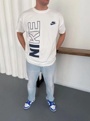 NKE BASKI DETAY OVERSİZE KALIP TSHİRT -BEYAZ