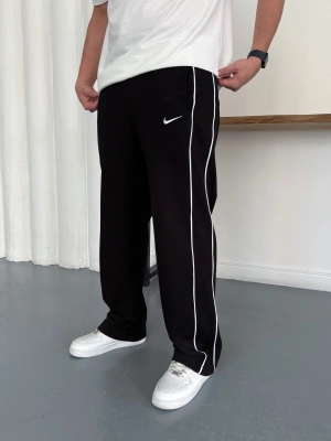 NİKE BİYELİ BAGGY EŞOFMAN - SİYAH