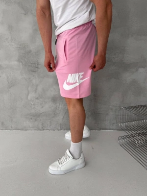 NKE BASKI DETAY 2 İPLİK ŞORT - PEMBE