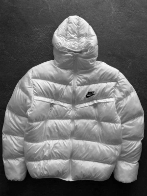 KAPİŞONLU NKE MONT -BEYAZ