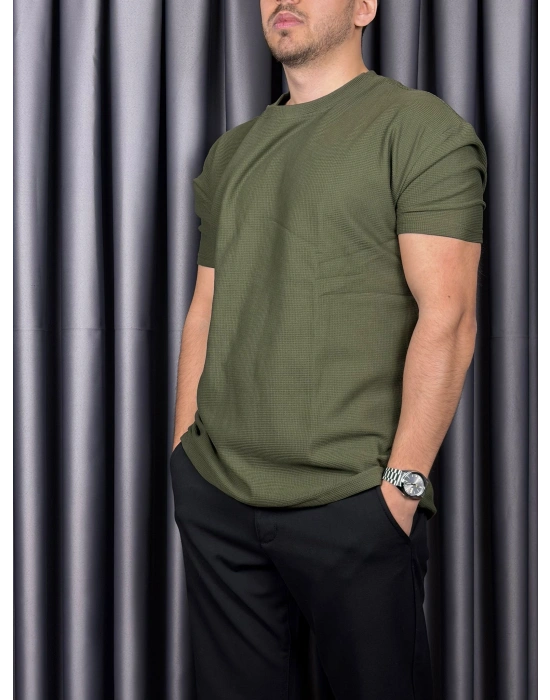 Kollar Dar Kesim Wuffle Kumaş Tshirt - Haki