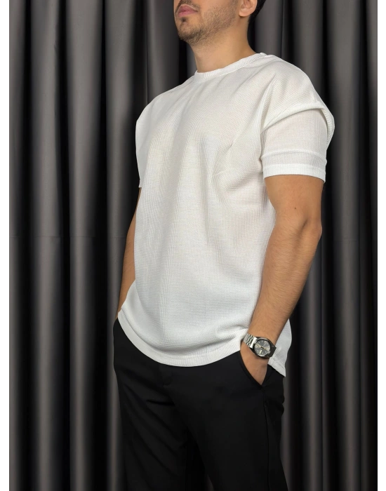 Kollar Dar Kesim Wuffle Kumaş Tshirt - Beyaz