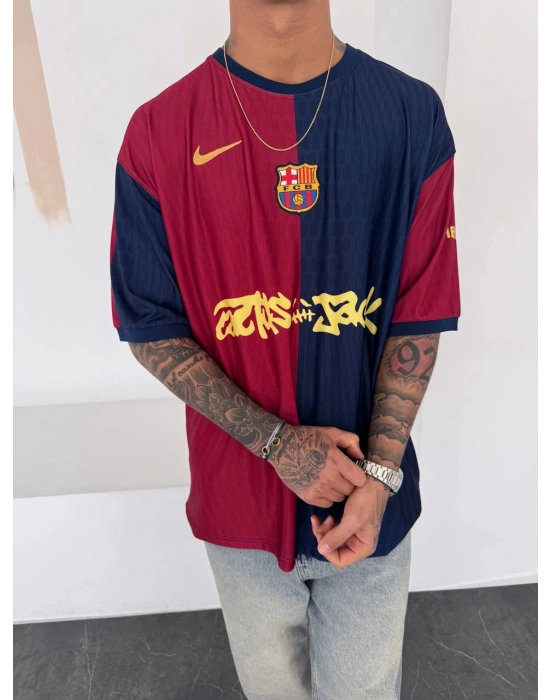 BARÇA NAKIŞ DETAY OVERSİZE TSHİRT