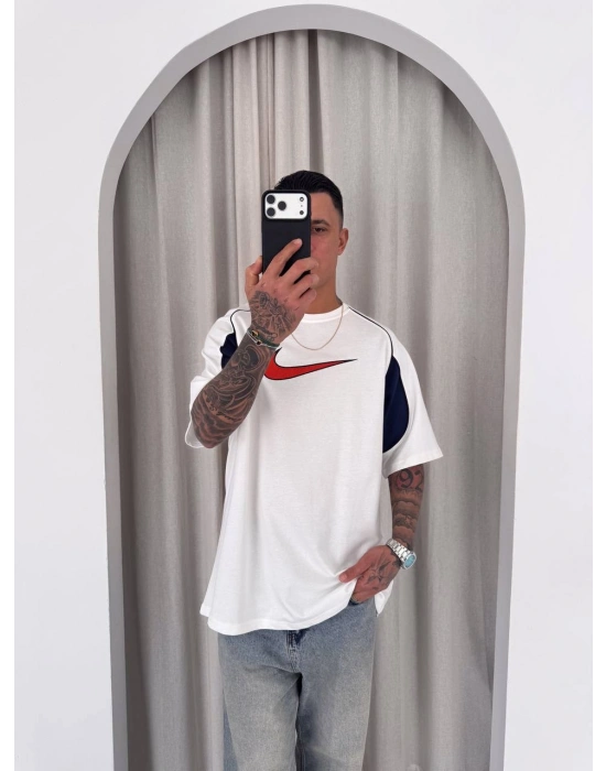 NKE NAKIŞ DETAY OVERSİZE TSHİRT -BEYAZ