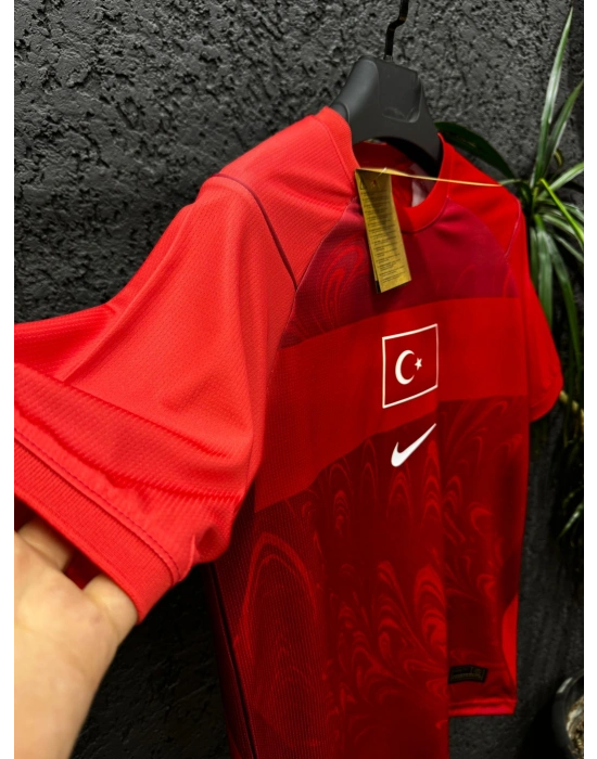 A MİLLİ FORMA  -KIRMIZI
