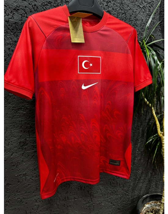A MİLLİ FORMA  -KIRMIZI