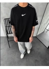 NKE REFLEKTÖR ARA BİLYELİ OVERSİZE TSHİRT -SİYAH