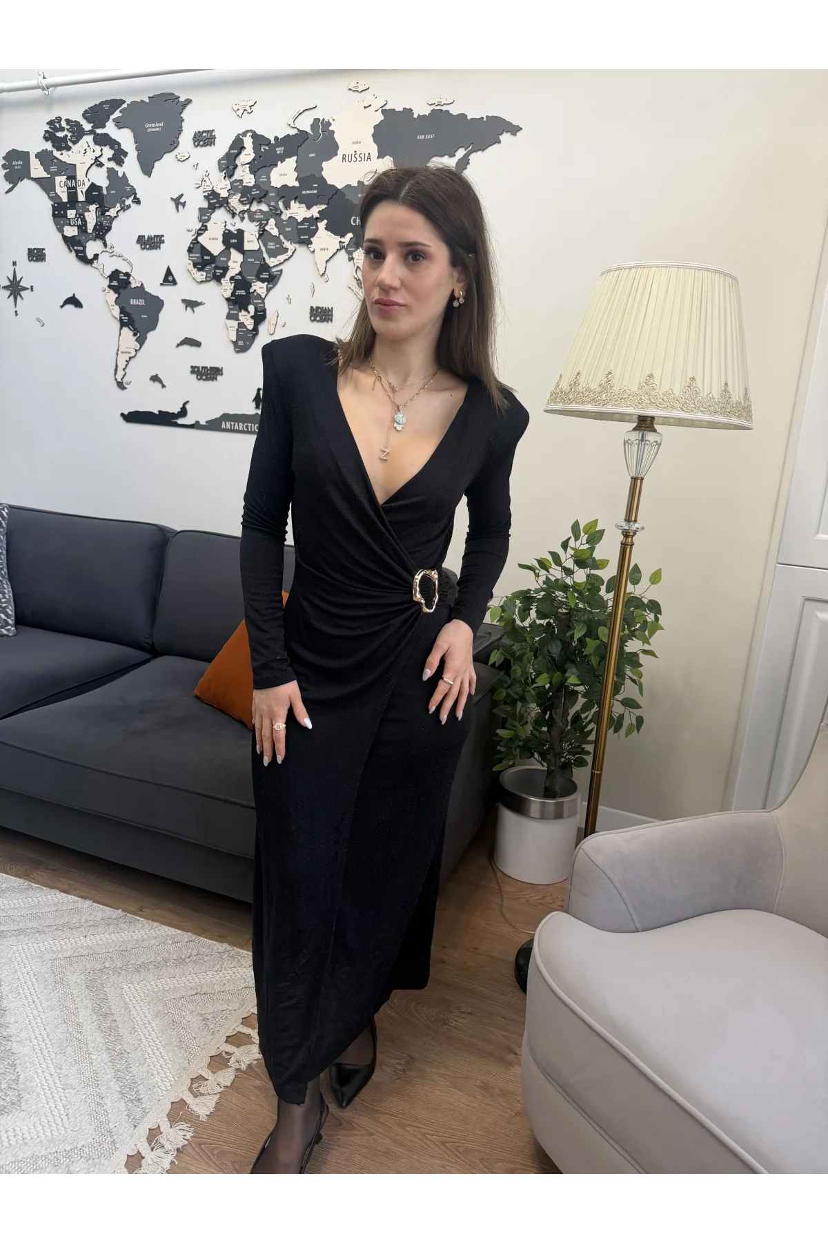 Kruvaze Yaka Işıltılı Tokalı Krep Elbise Siyah