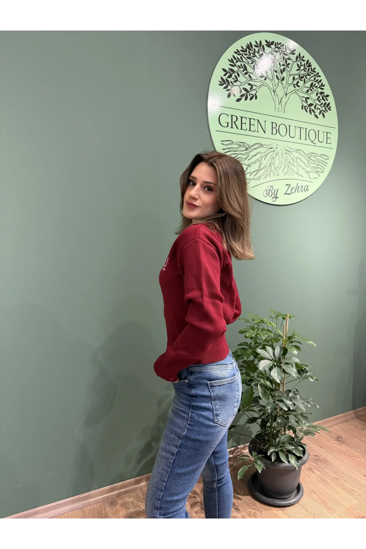 Arma Nakışlı Gömlek Yaka Triko Kazak Bordo