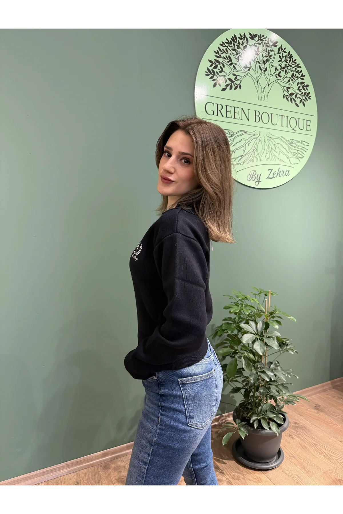 Arma Nakışlı Gömlek Yaka Triko Kazak Lacivert