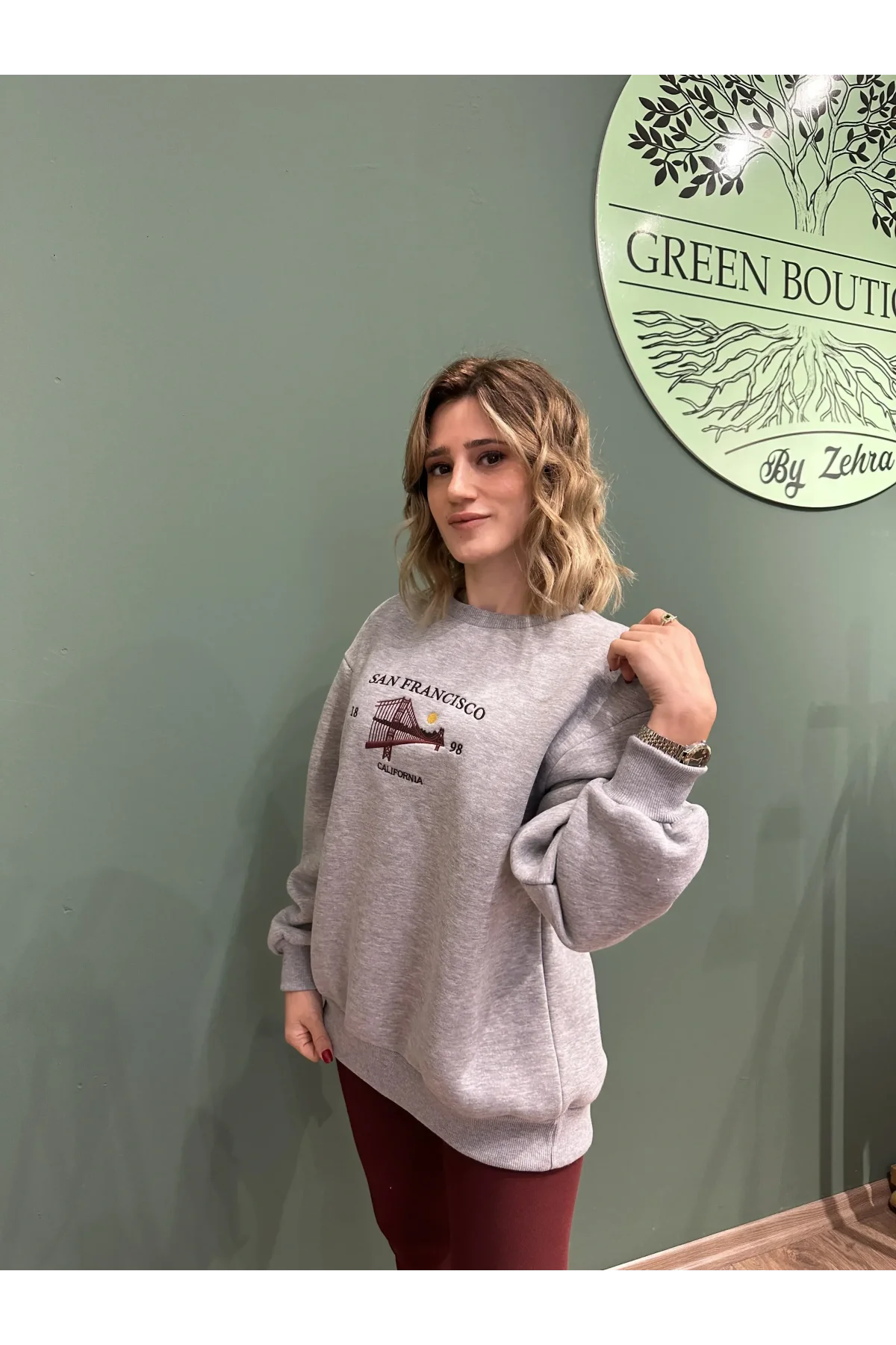 California Nakışlı Oversize Sırt Fermuar Detaylı Swatshirt Grimelanj