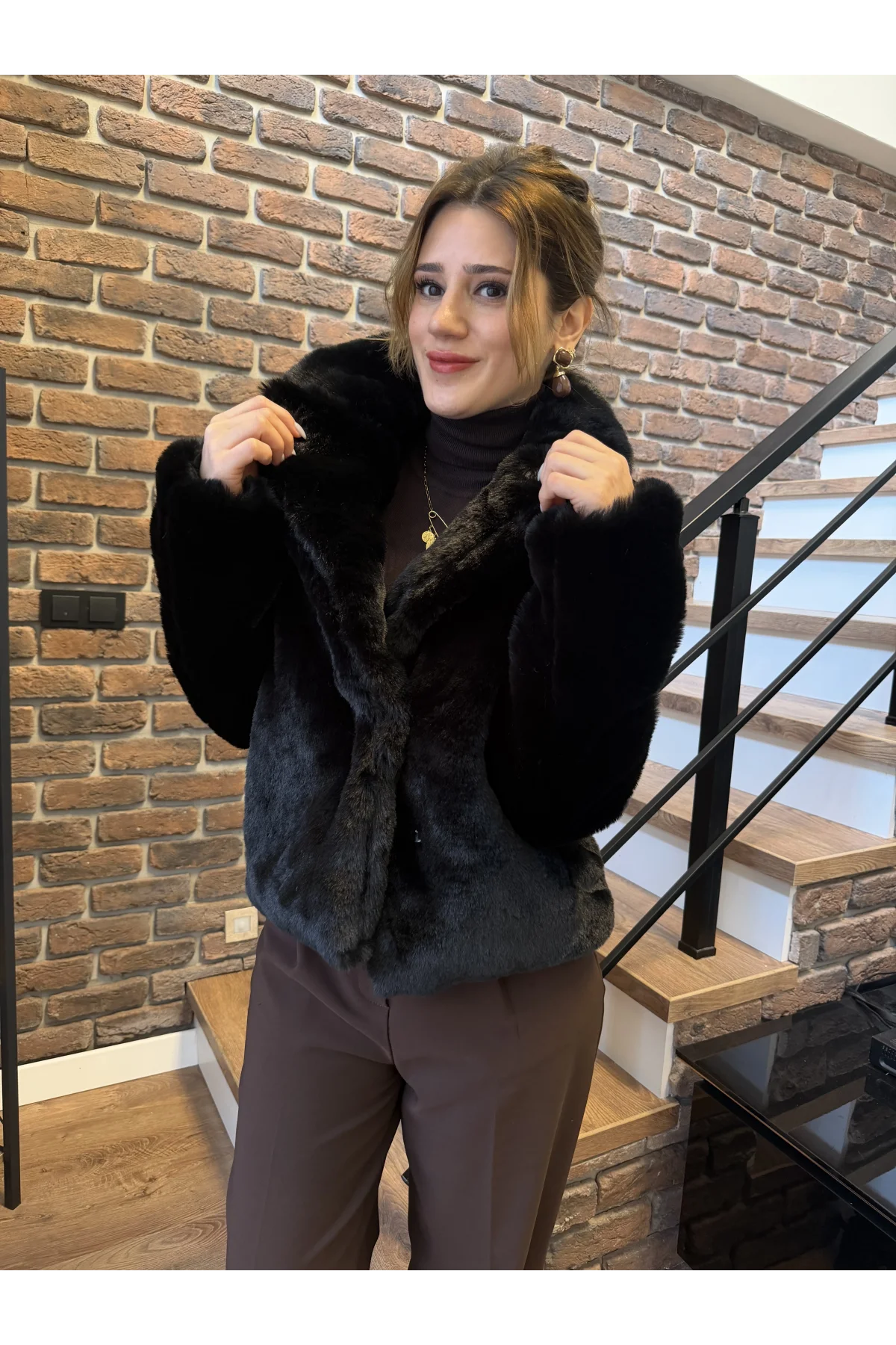 Çıtçıtlı Premium Cepli Kürk Mont Siyah