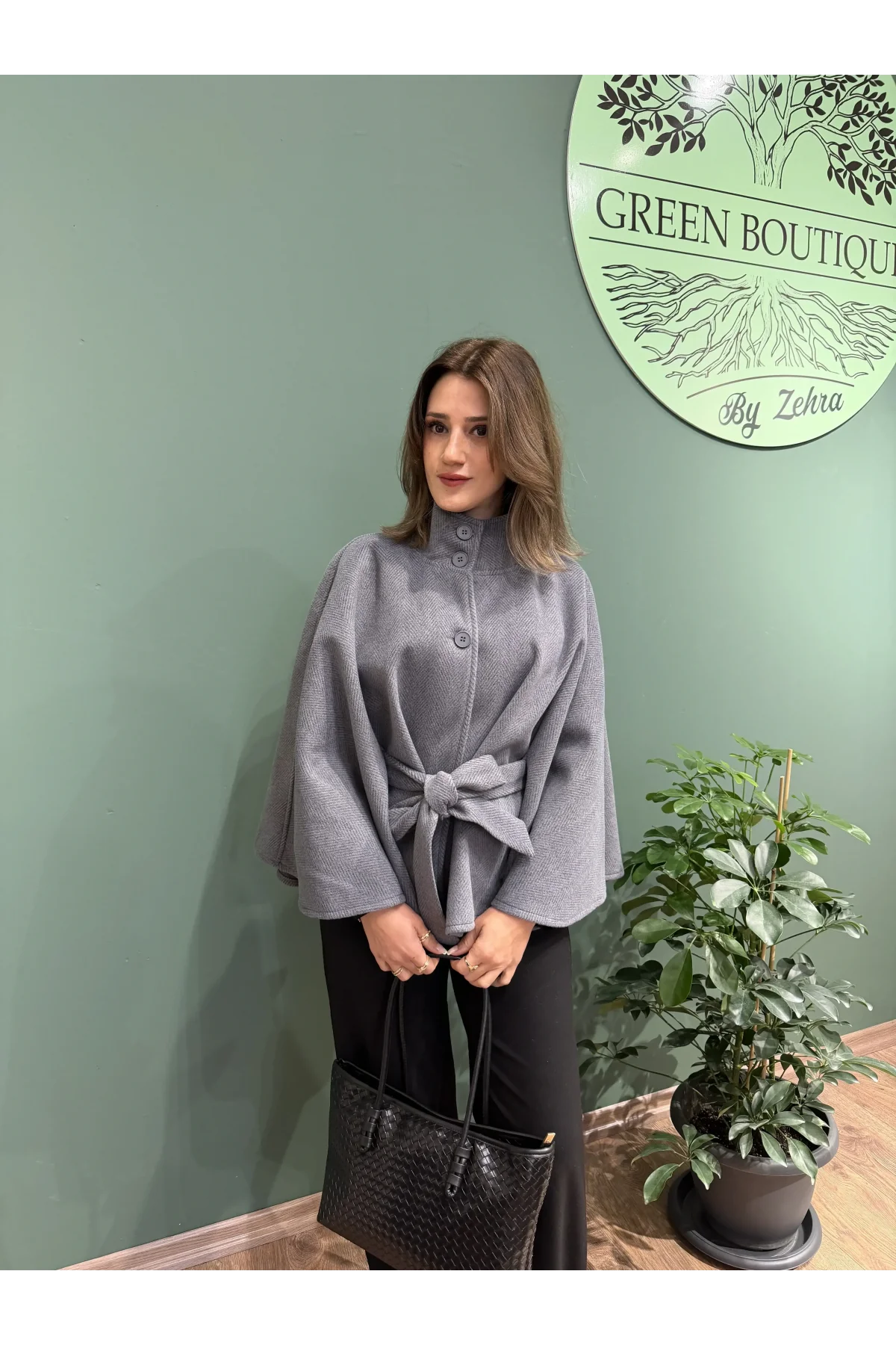 Dik Yaka Kuşaklı Kaşe Panço Gri