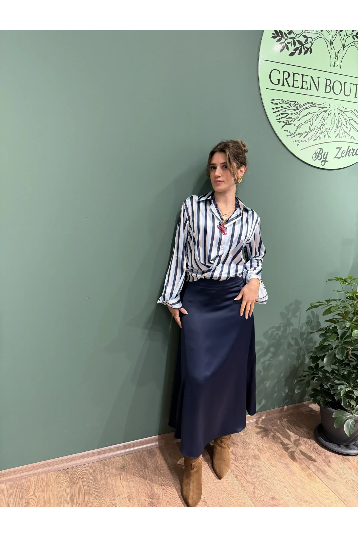 Midi Boy Saten Etek Lacivert