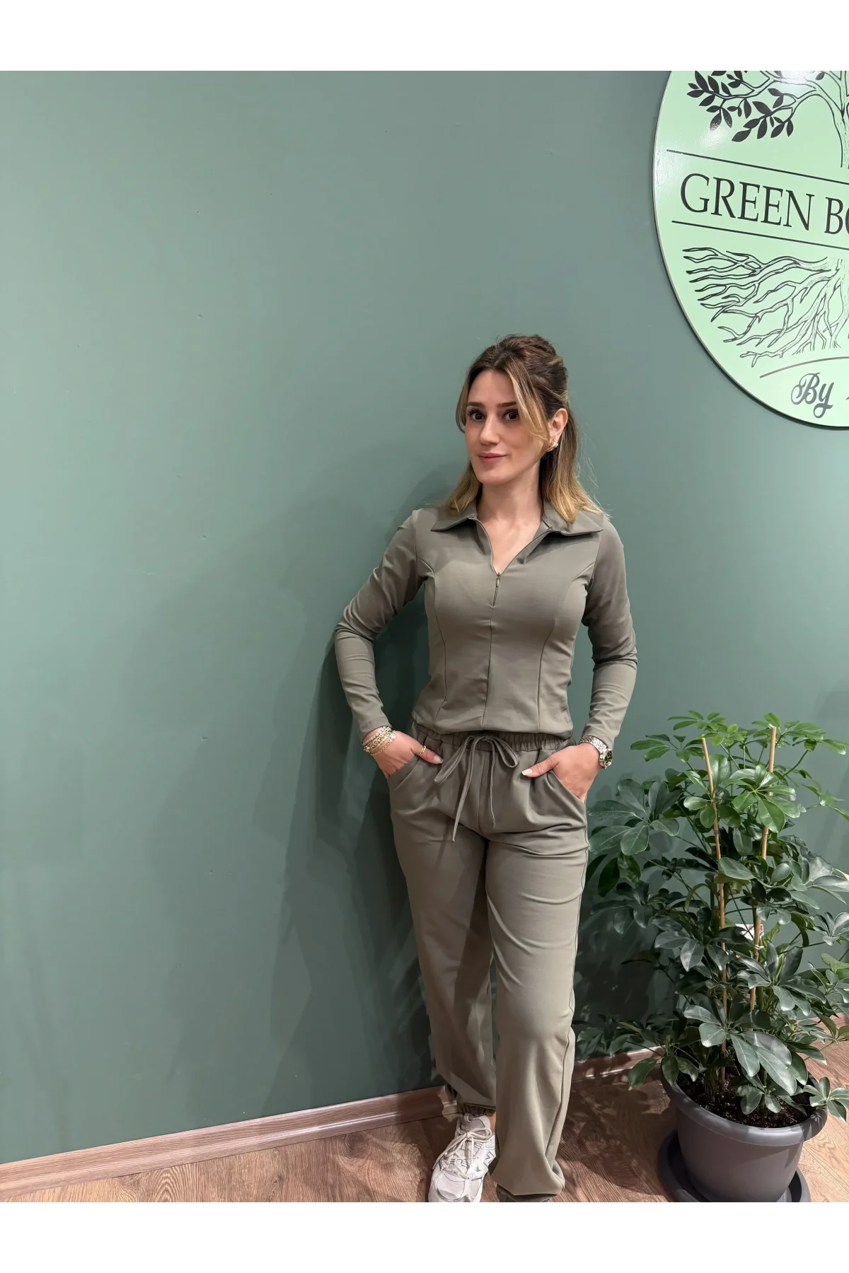 Modal Kumaş Beli ve Paçası Lastikli Eşofman Takım Haki