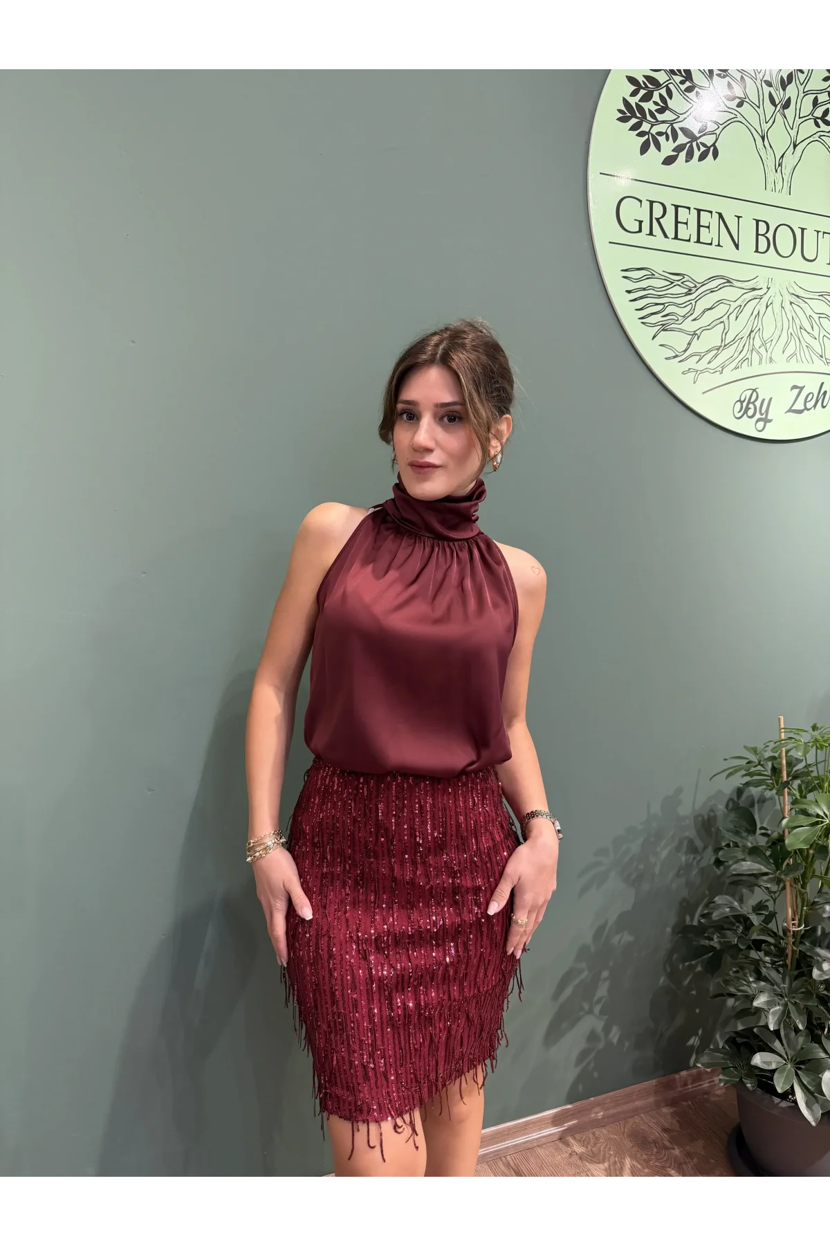 Püsküllü Payet Kısa Etek Bordo