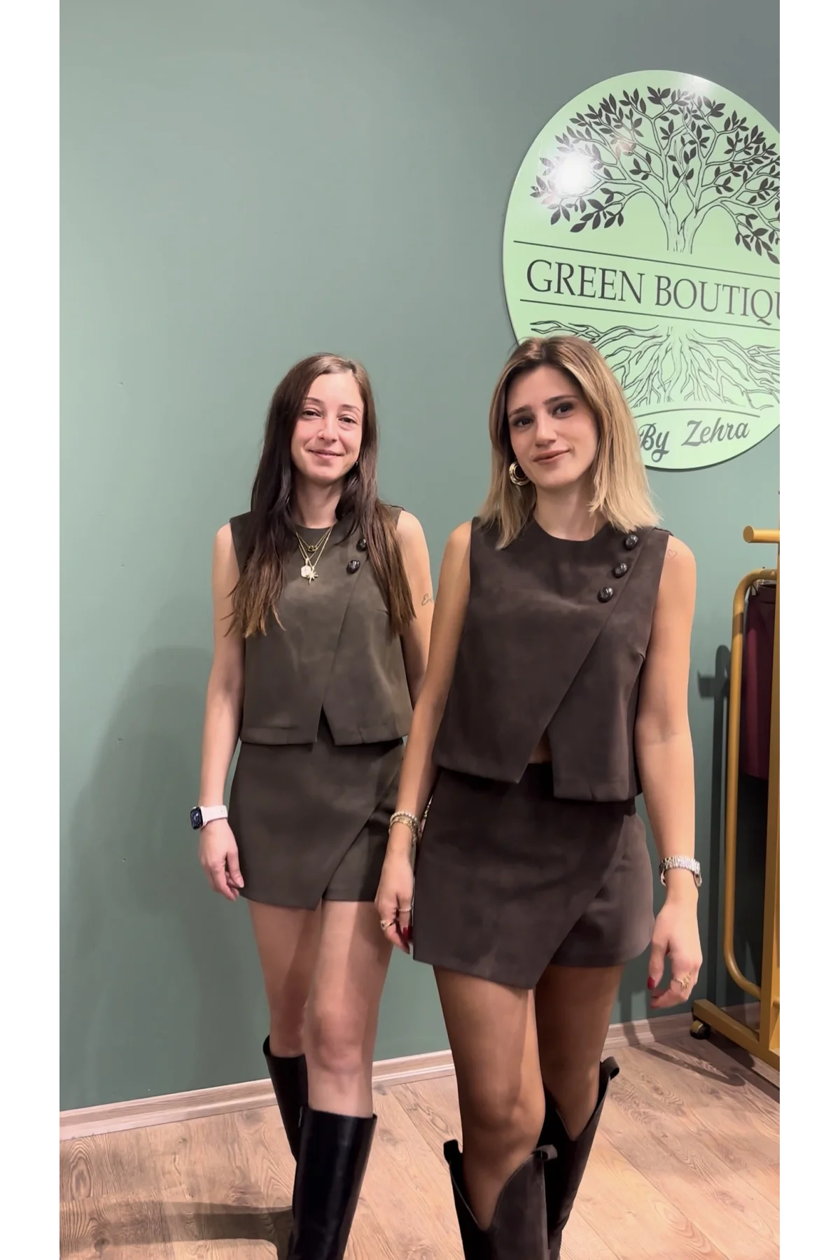 Taş Detaylı Yelek Kahverengi