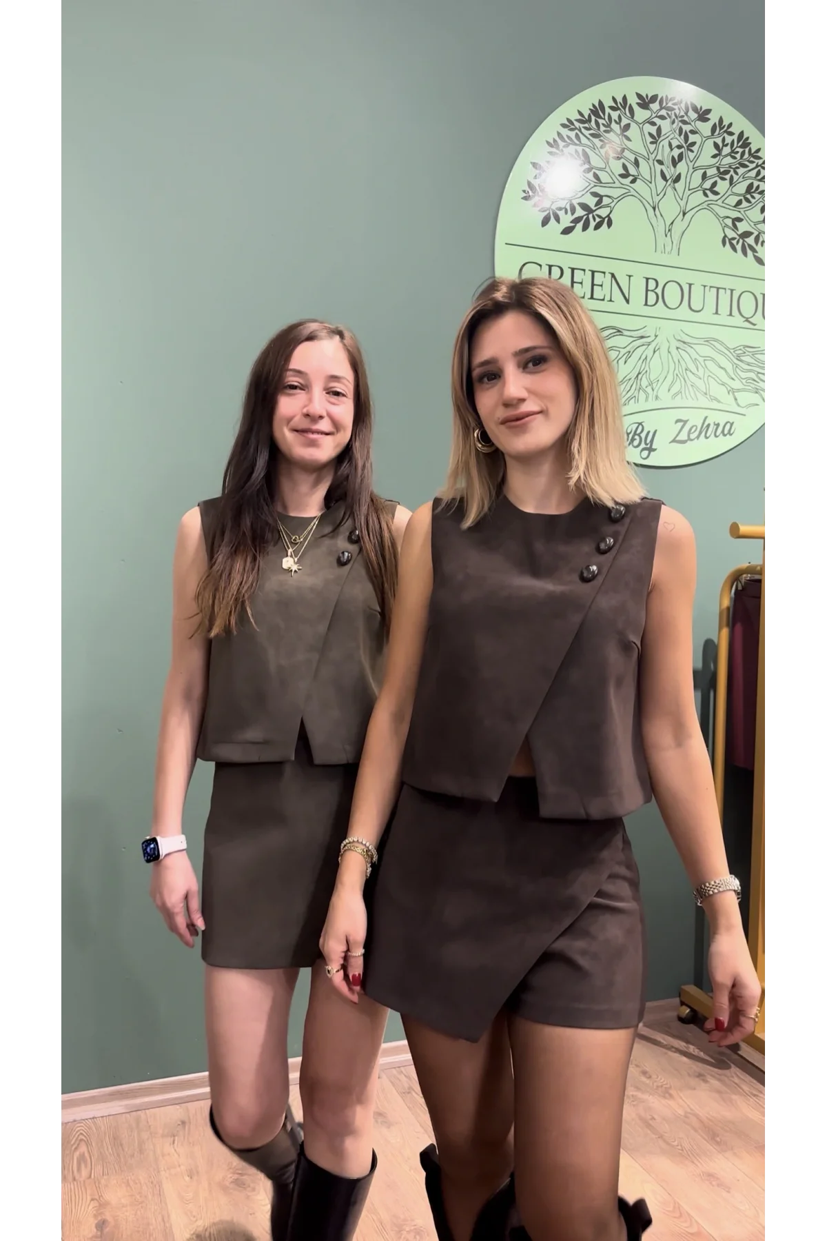 Taş Detaylı Yelek Kahverengi