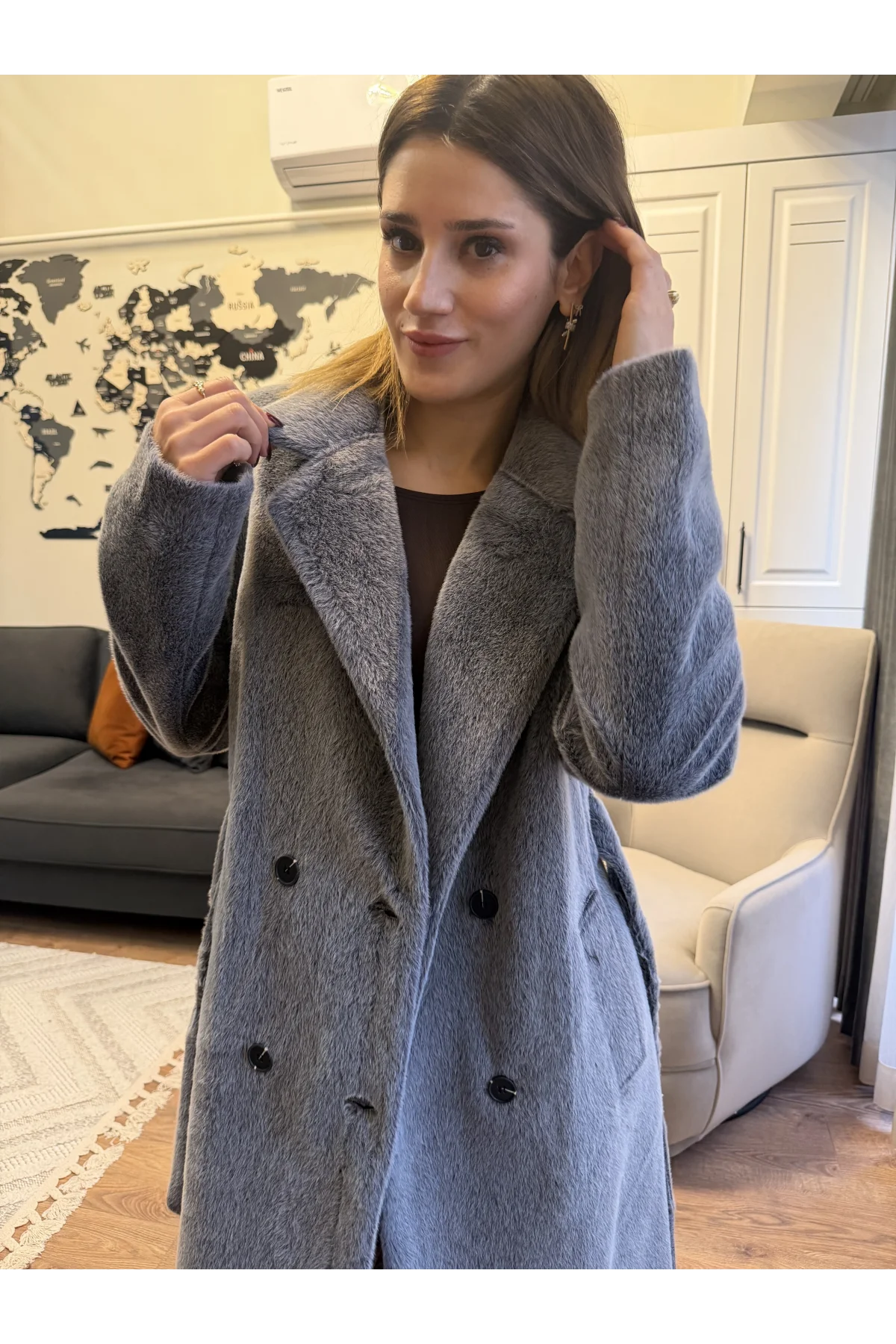 Tay Tüyü Düğme Ve Kuşak Detaylı Kaban Antrasit