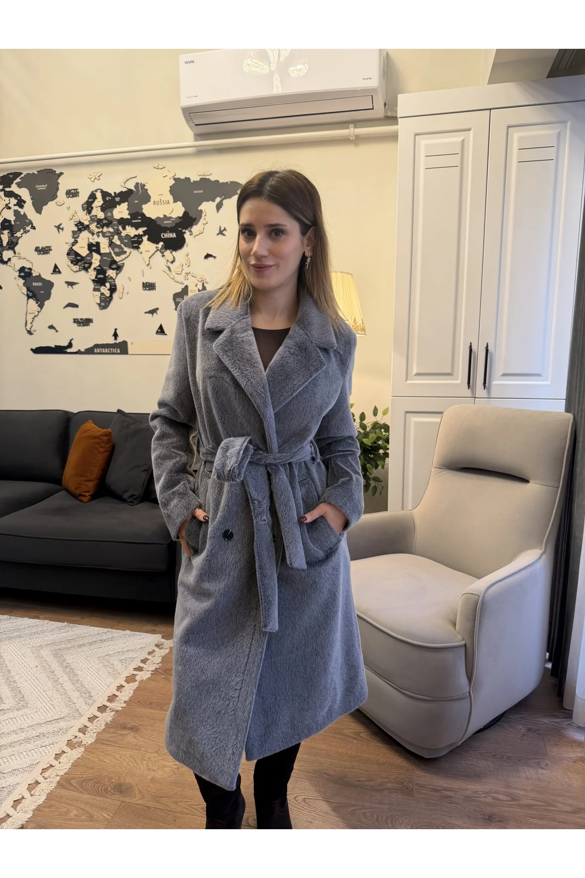 Tay Tüyü Düğme Ve Kuşak Detaylı Kaban Antrasit