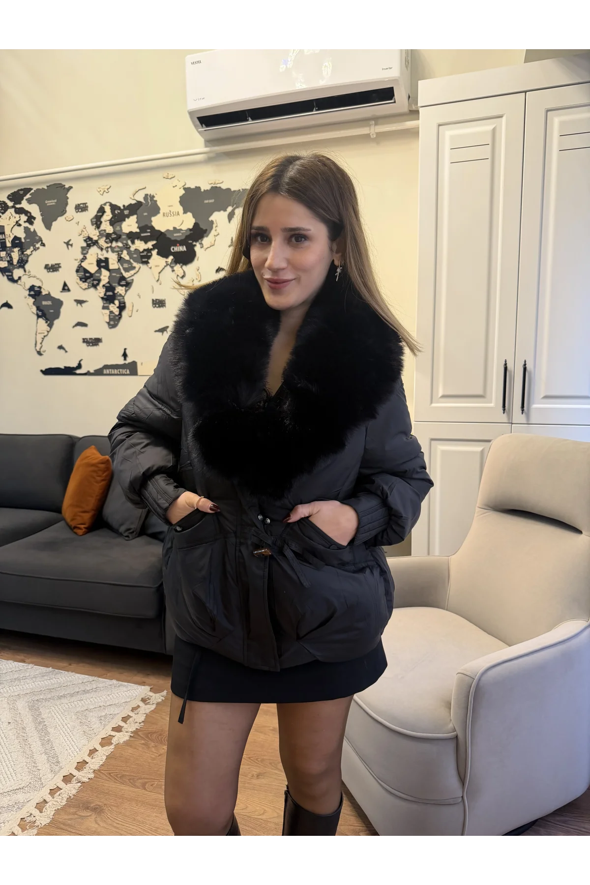 Yaka Peluşlu Şişme Mont Siyah