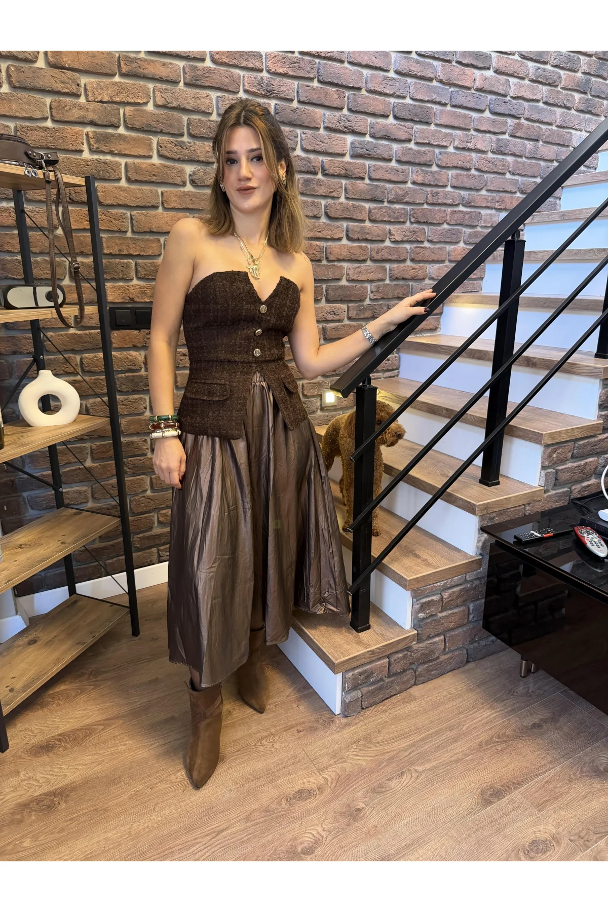 Düğmeli Tüvit Straplez Büstiyer Bluz Kahverengi