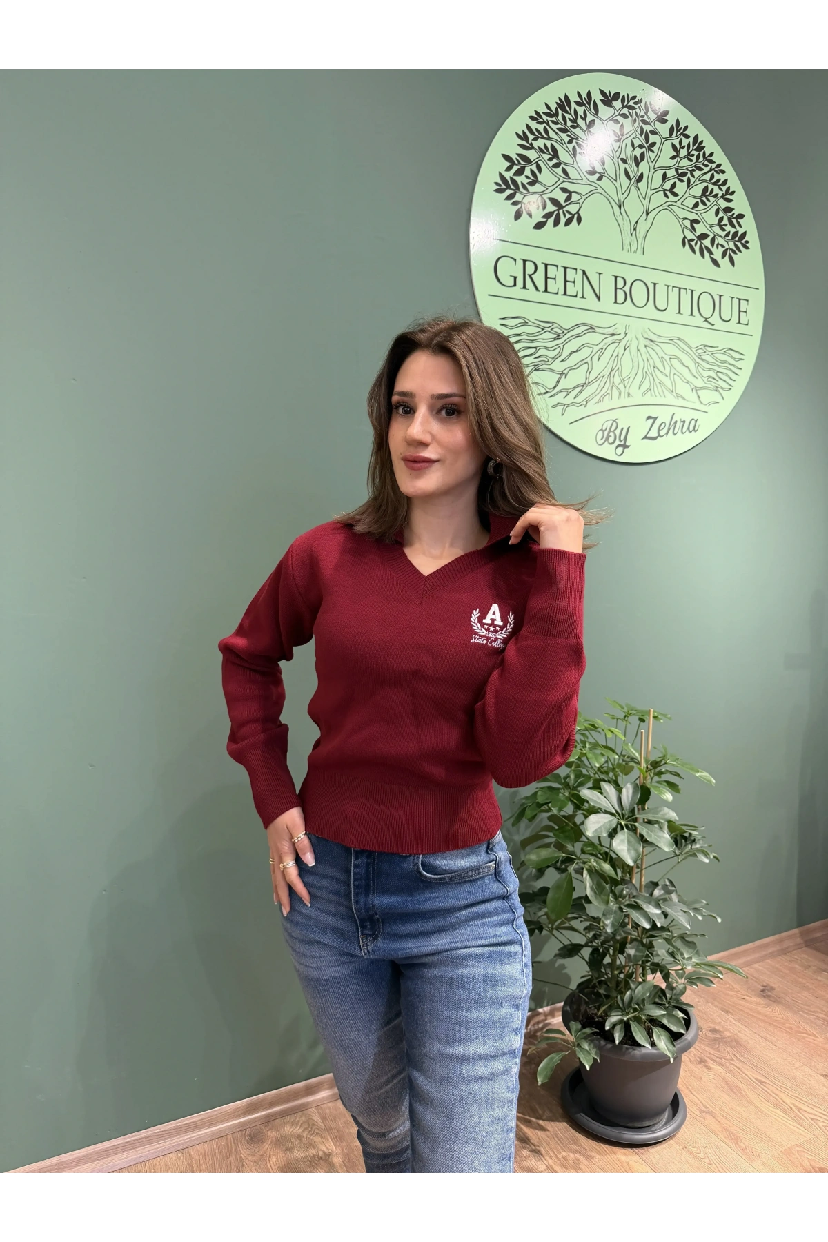 Arma Nakışlı Gömlek Yaka Triko Kazak Bordo