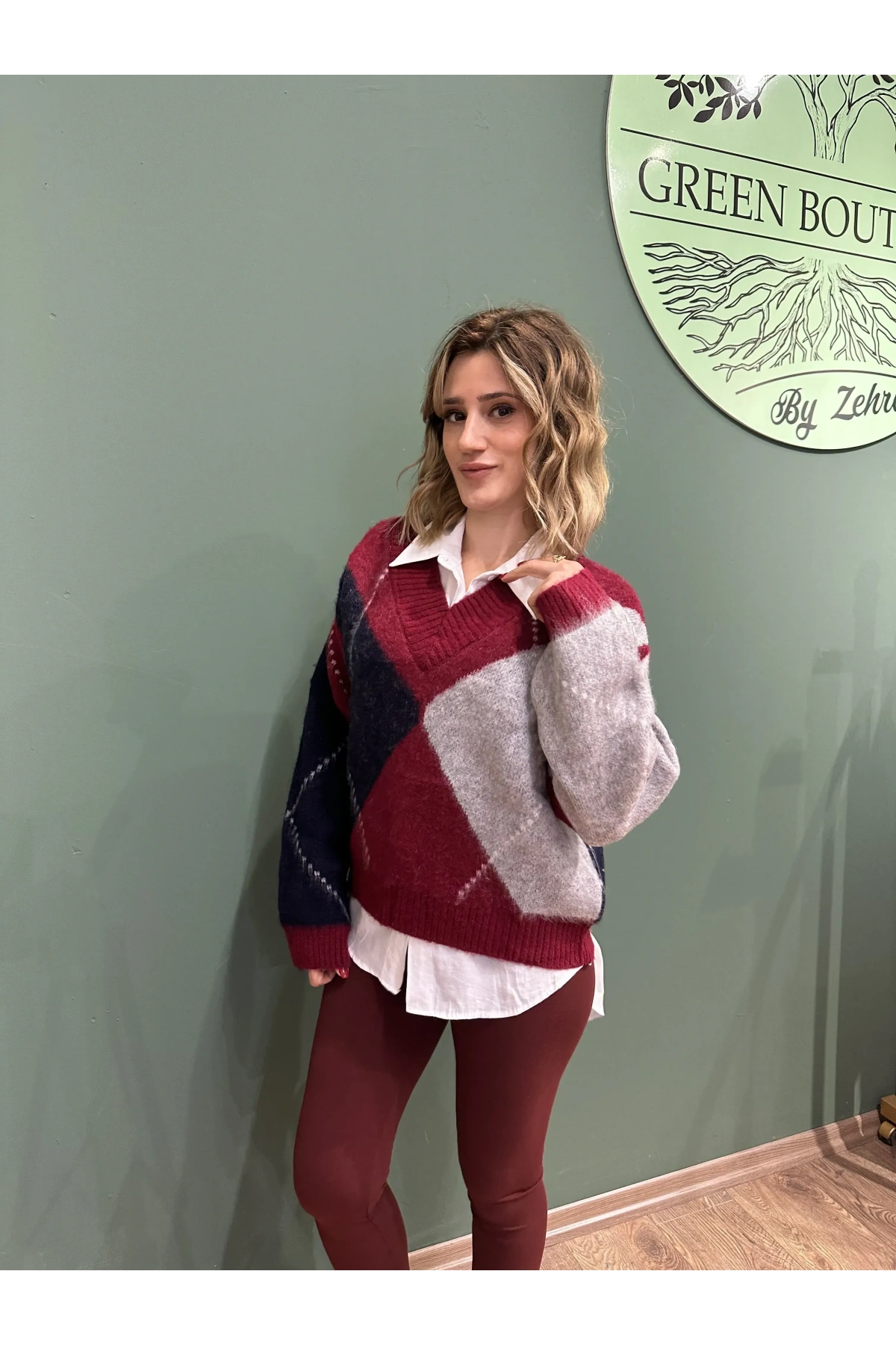 Bordo V Yaka Baklava Desenli Triko Kazak