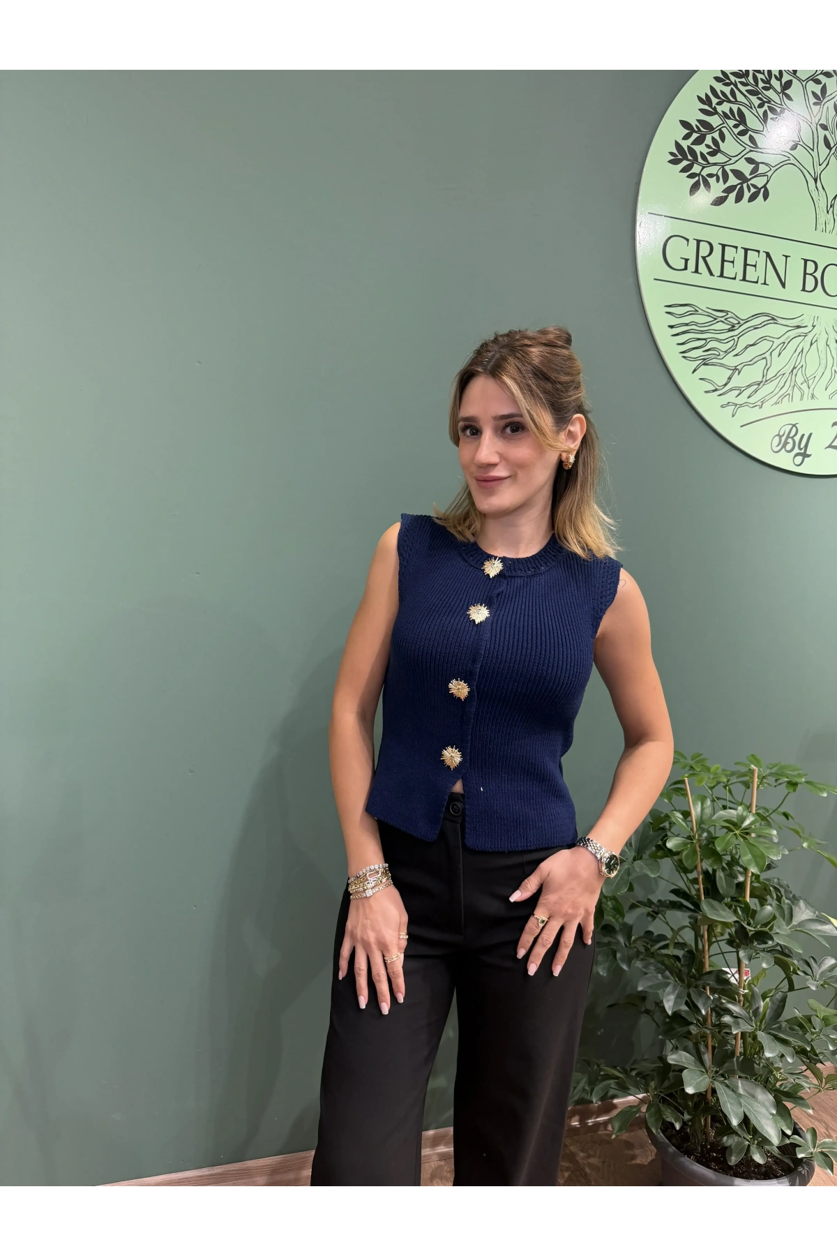 Gold Düğmeli Triko Yelek Lacivert