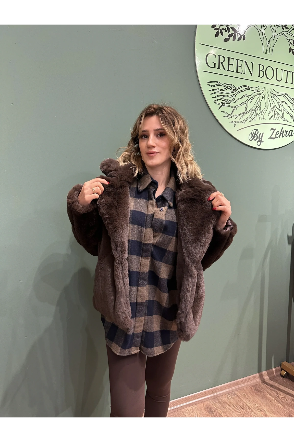 Kürk Mont Acıkahve