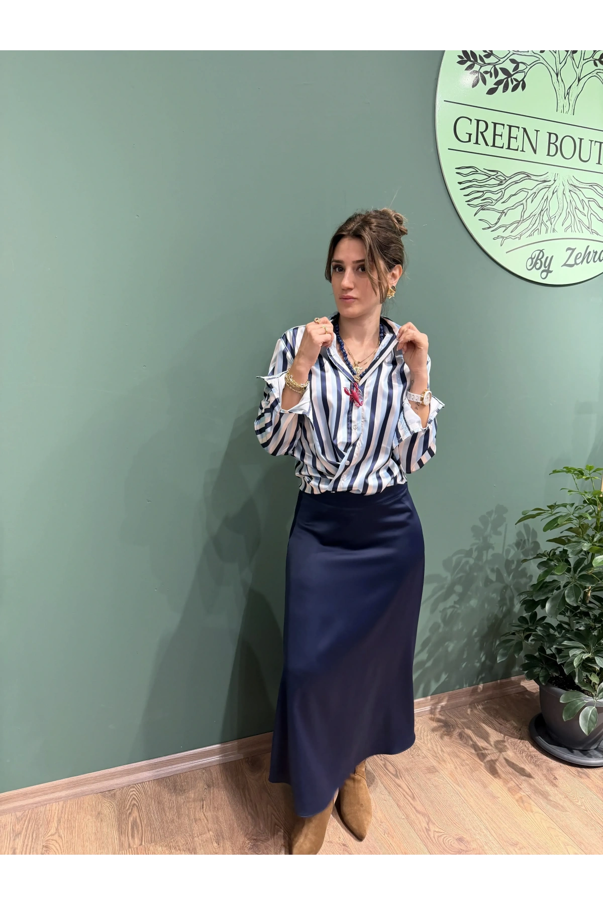 Midi Boy Saten Etek Lacivert