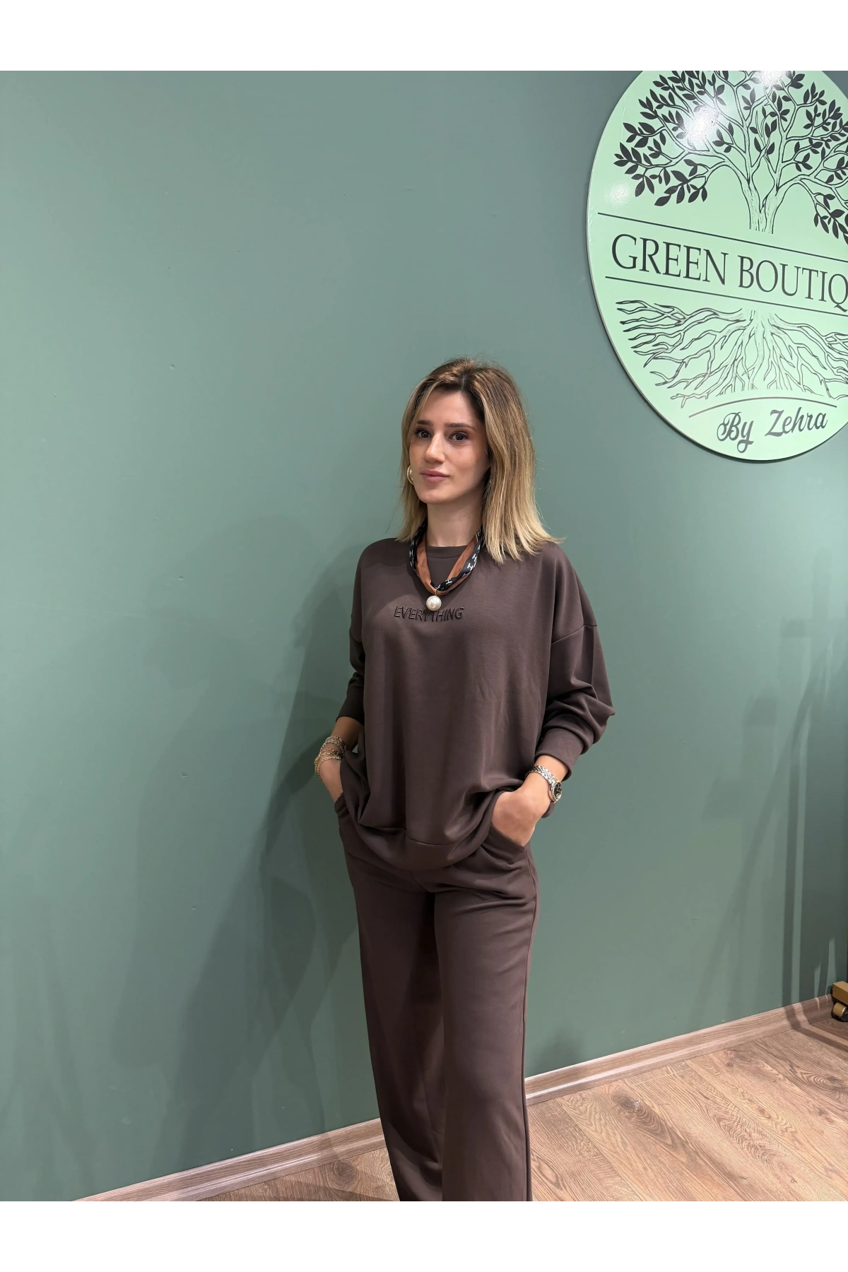 Modal Kumaş Fularlı Acıkahve Yazı Detaylı Eşofman Takım